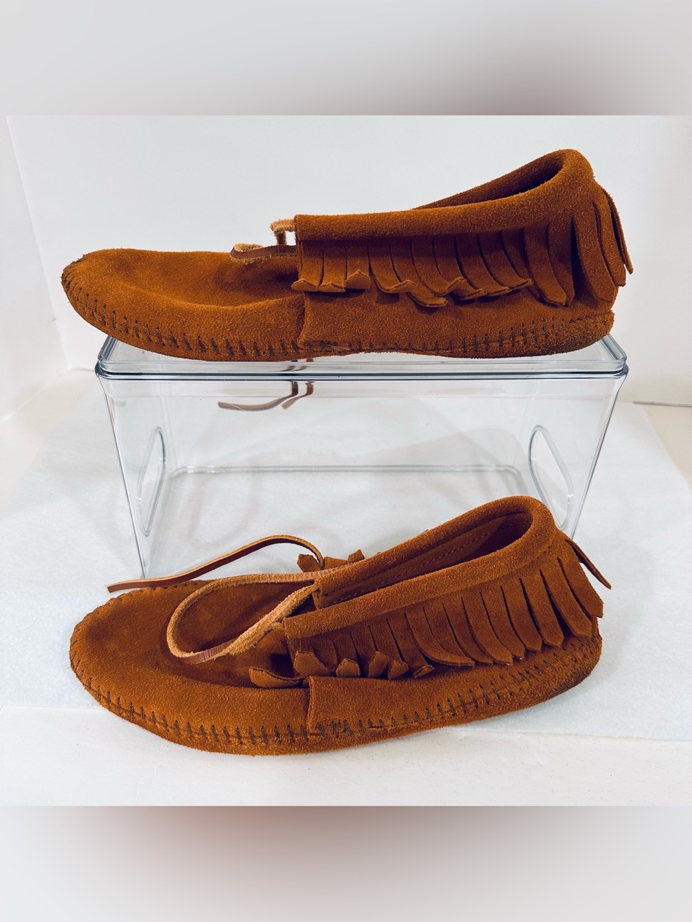 Minnetonka Women's Classic Fringe Leather Soft Sole Bootie Moccasin Fits like 9 - Picture 13 of 14